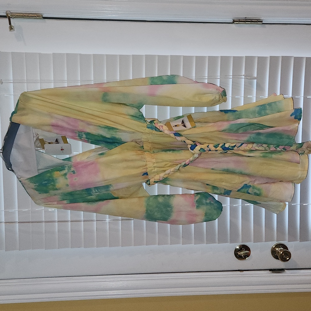 L’ATISTE Bright Tie Dyed Surplice Skater Mini Dress Yellow 1X